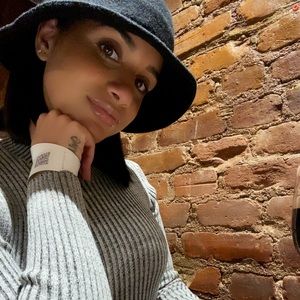 Meet your Posher, Ilene